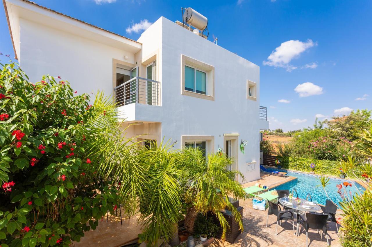 Villa Kalliopi Paralimni Bagian luar foto